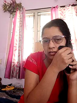 Snapshot of thanusi_2 chatting on 7, 11, 2025 thanusi 2 online show from 7, 11, 2025