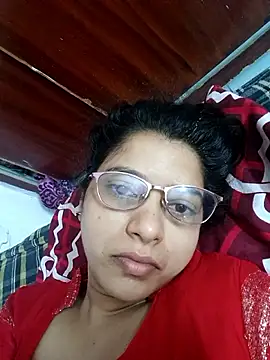 Snapshot of thanusi_2 chatting on 25, 11, 2025 thanusi 2 online show from 25, 11, 2025