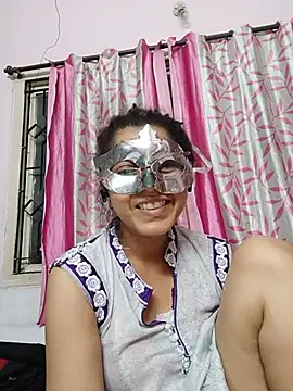 Snapshot of thanusi_2 chatting on 19, 6, 2026 thanusi 2 online show from 19, 6, 2026