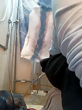 linhlinh xx87 online show from 15, 2, 2026