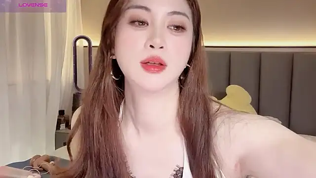 wuyueaini online show from 20, 6, 2026