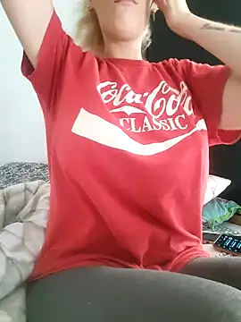 Snapshot of Mila_Luciphya chatting on 15, 9, 2025 Mila Luciphya online show from 15, 9, 2025