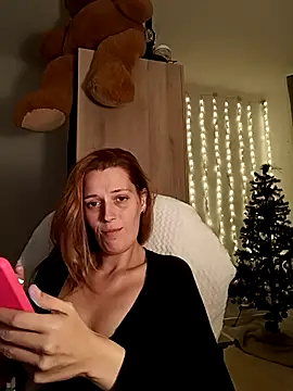 Snapshot of Mila_Luciphya chatting on 25, 11, 2025 Mila Luciphya online show from 25, 11, 2025