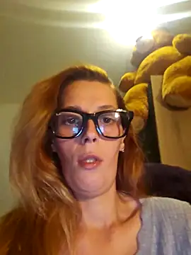 Snapshot of Mila_Luciphya chatting on 27, 11, 2025 Mila Luciphya online show from 27, 11, 2025