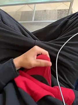 Manu97k online show from 27, 10, 2025