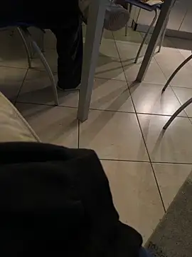 Manu97k online show from 28, 10, 2025