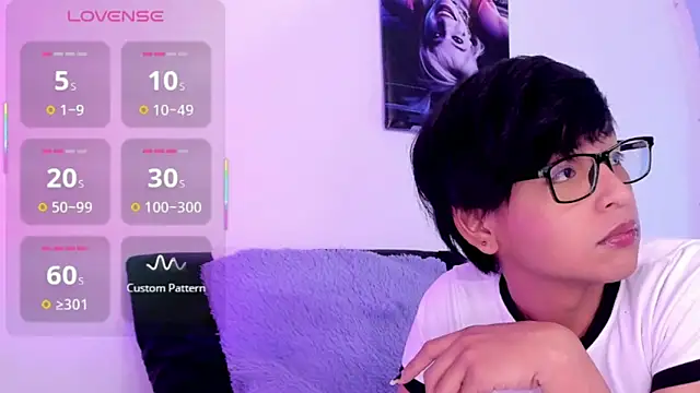 Snapshot of Dannyhot_ chatting on 22, 9, 2025 Dannyhot online show from 22, 9, 2025