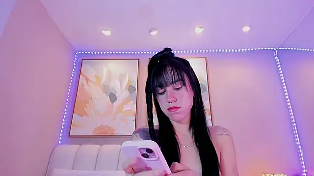 Snapshot of athziry_g chatting on 27, 2, 2026 athziry g online show from 27, 2, 2026