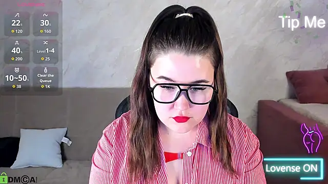 Tara Torres online show from 18, 9, 2025