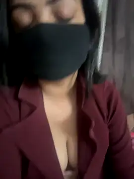 Snapshot of Theindian_Barbie chatting on 2, 12, 2025 Theindian Barbie online show from 2, 12, 2025