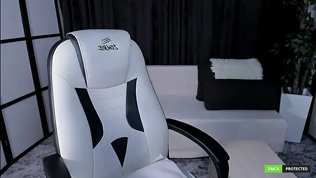 LikaFoxie online show from 3, 12, 2025