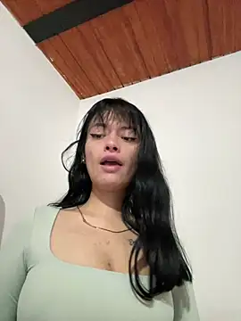 Snapshot of LiaCollings chatting on 30, 4, 2026 LiaCollings online show from 30, 4, 2026