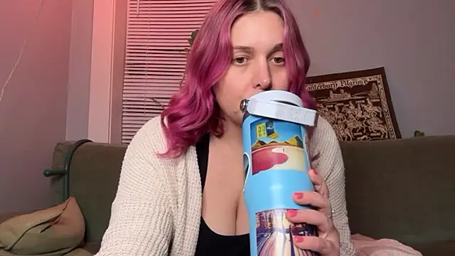 Snapshot of KandyHart chatting on 14, 11, 2025 KandyHart online show from 14, 11, 2025