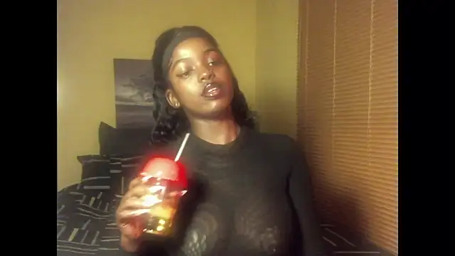 Snapshot of NawtyLisa chatting on 30, 10, 2025 NawtyLisa online show from 30, 10, 2025