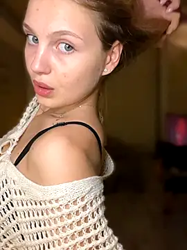 Emaline Fane online show from 5, 10, 2025