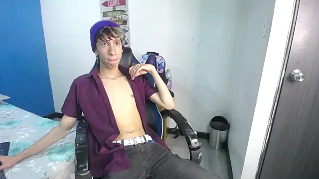 Snapshot of CupcakeeBoy chatting on 22, 10, 2025 CupcakeeBoy online show from 22, 10, 2025