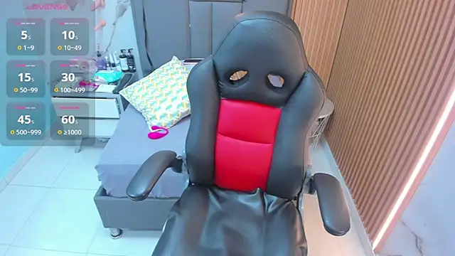 Isisleroy1 online show from 24, 9, 2025