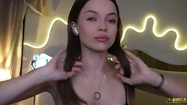 kellypeachcake online show from 2, 12, 2025