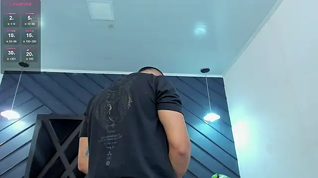 Snapshot of marco_garciia_ chatting on 8, 11, 2025 marco garciia online show from 8, 11, 2025