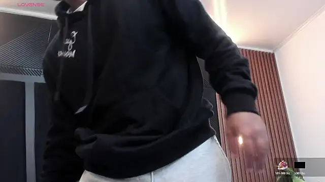 Snapshot of marco_garciia_ chatting on 14, 11, 2025 marco garciia online show from 14, 11, 2025