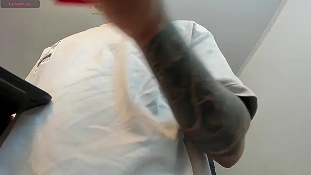 Snapshot of marco_garciia_ chatting on 1, 12, 2025 marco garciia online show from 1, 12, 2025