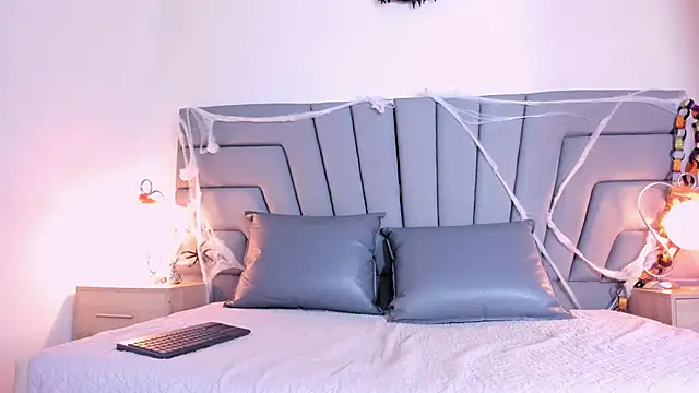 Maia 520 online show from 5, 11, 2025