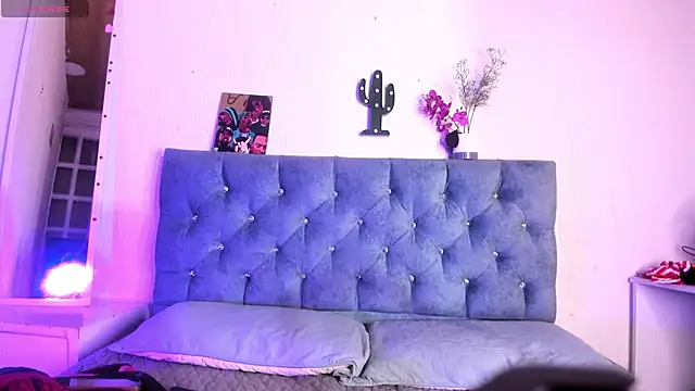 Tommy Lovee online show from 3, 12, 2025