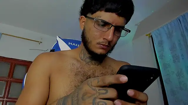 Snapshot of Lord_Luciferhot_Dirty666 chatting on 7, 11, 2025 Lord Luciferhot Dirty666 online show from 7, 11, 2025