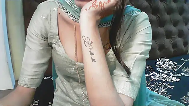 Snapshot of elize__ chatting on 10, 10, 2025 elize   online show from 10, 10, 2025