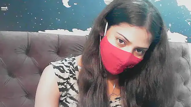 Snapshot of elize__ chatting on 29, 10, 2025 elize   online show from 29, 10, 2025