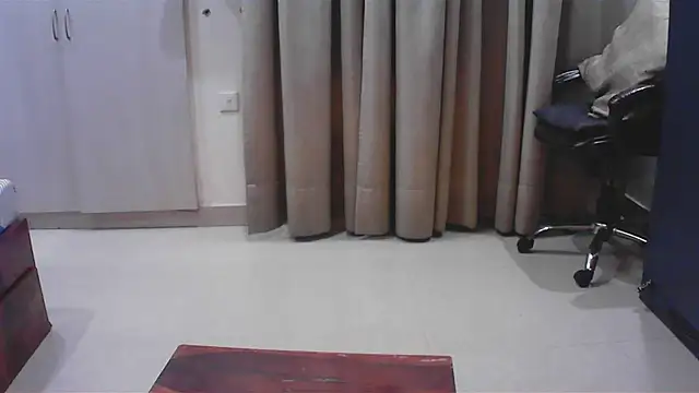 Snapshot of elize__ chatting on 28, 11, 2025 elize online show from 28, 11, 2025