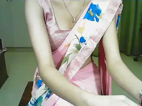 Snapshot of elize__ chatting on 15, 12, 2025 elize online show from 15, 12, 2025