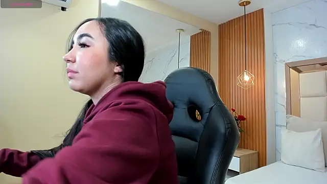 julieta rosee online show from 3, 12, 2025