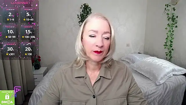 hunters woman online show from 26, 9, 2025