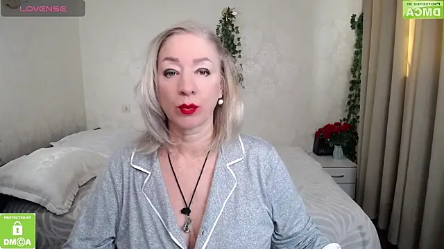 hunters woman online show from 23, 3, 2026