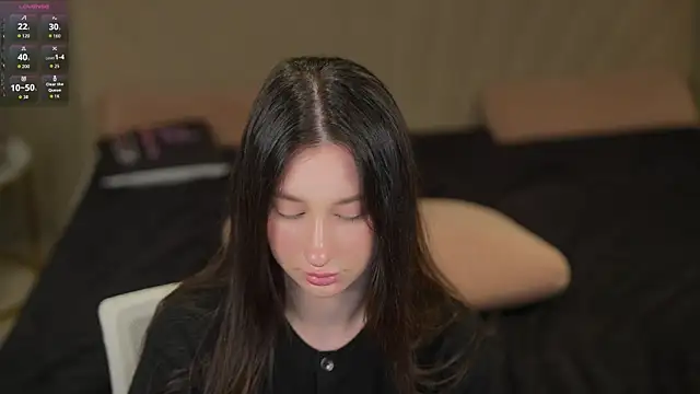 Snapshot of Jenny_Bliss chatting on 3, 12, 2025 Jenny Bliss online show from 3, 12, 2025