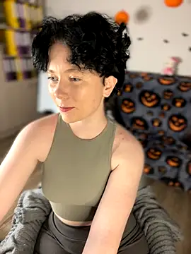 Snapshot of RinaShy chatting on 27, 10, 2025 RinaShy online show from 27, 10, 2025