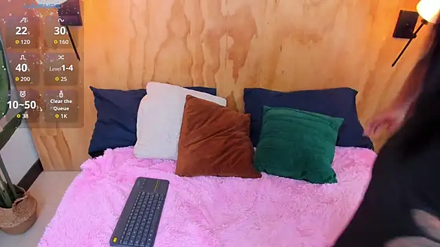 milavega  online show from 2, 10, 2025