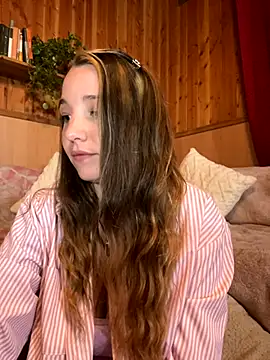 Snapshot of sashapulse chatting on 8, 10, 2025 sashapulse online show from 8, 10, 2025