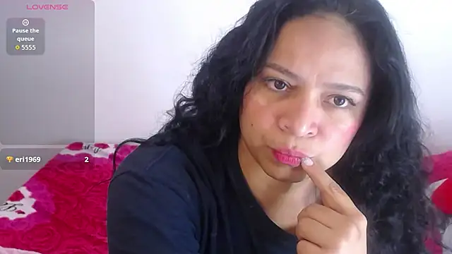 Snapshot of Sara_cute92 chatting on 27, 11, 2025 Sara cute92 online show from 27, 11, 2025