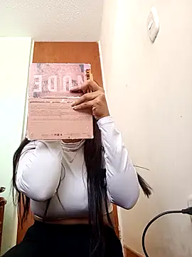 Snapshot of IsabellaLuxe chatting on 25, 9, 2025 IsabellaLuxe online show from 25, 9, 2025