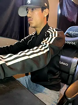 Snapshot of Osmarcito21 chatting on 16, 10, 2025 Osmarcito21 online show from 16, 10, 2025