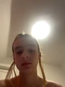 SeccySerena online show from 4, 2, 2026