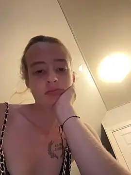 SeccySerena online show from 10, 6, 2026