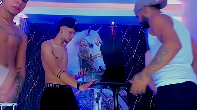 Snapshot of Dominic_Max_ chatting on 10, 9, 2025 Dominic Max  online show from 10, 9, 2025