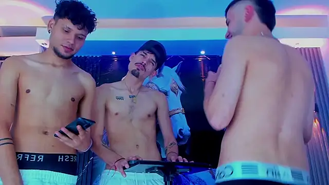 Snapshot of Dominic_Max_ chatting on 13, 9, 2025 Dominic Max  online show from 13, 9, 2025