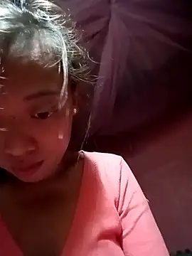 Snapshot of optra34 chatting on 27, 4, 2026 optra34 online show from 27, 4, 2026