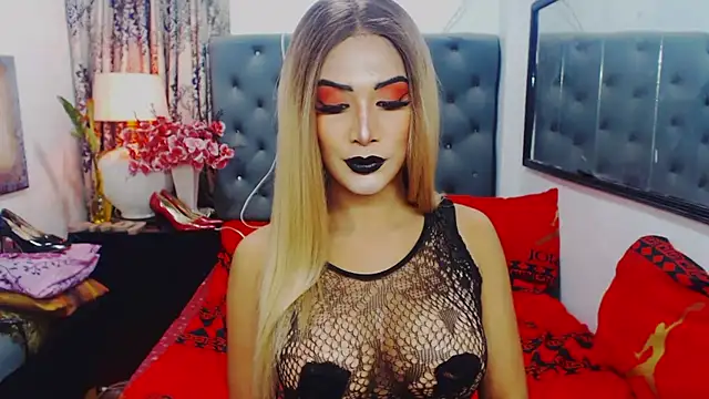 Snapshot of Mistress4fun chatting on 29, 9, 2025 Mistress4fun online show from 29, 9, 2025