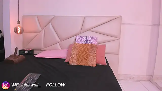 lulukawai16 online show from 4, 4, 2026