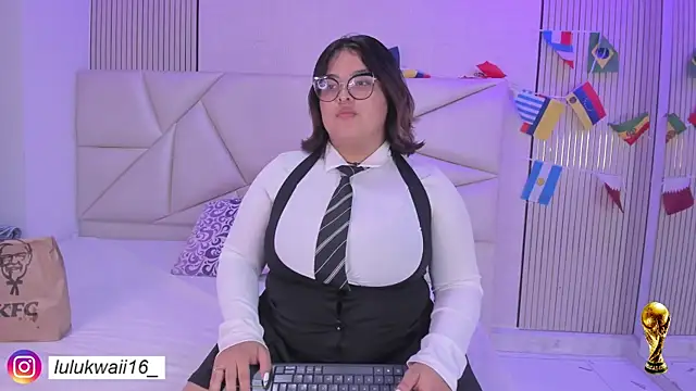 lulukawai16 online show from 20, 6, 2026